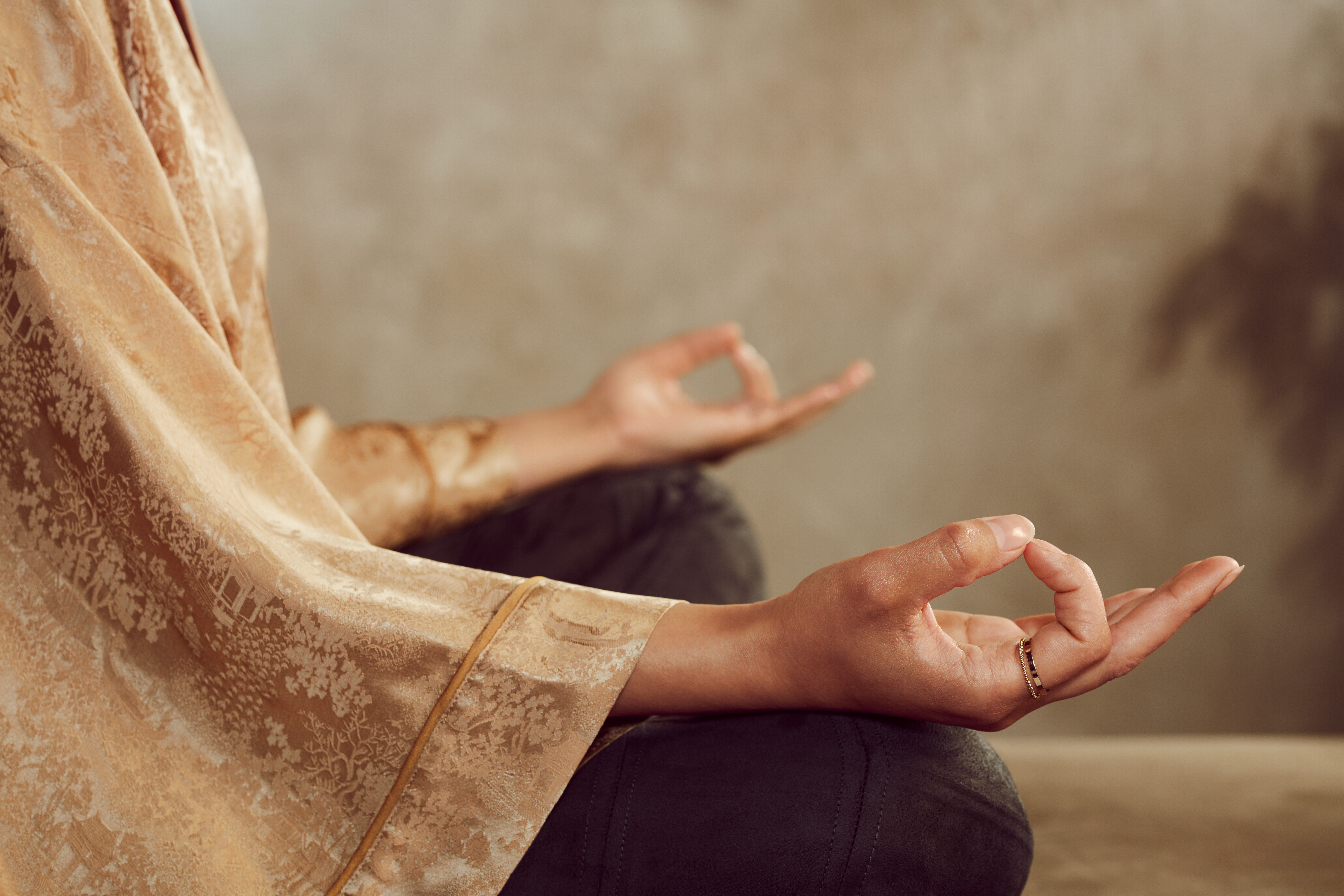 /Magazine/2020/comfort/2020-11-20_A guide to cultivating compassion in your life __main.jpg